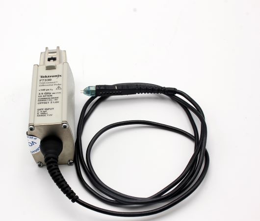 Tektronix P7330